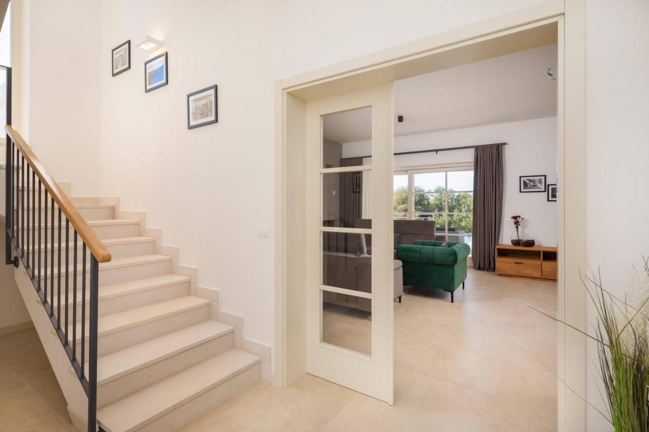 Villa Celeste By Ilc Brtonigla Exterior photo